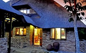 Legend Safaris 257A - In Kruger Park Lodge